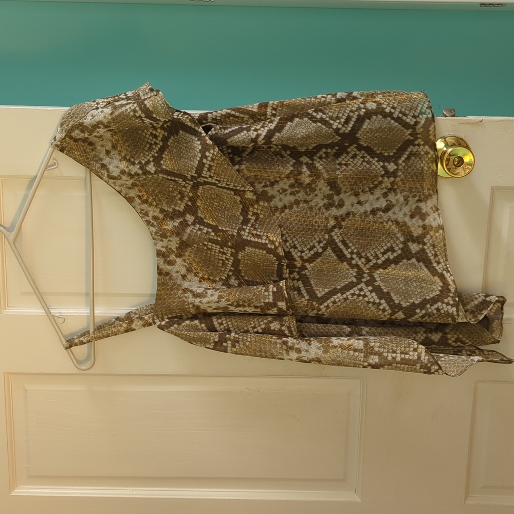 Beautiful off shoulder blouse Snakeskin Design